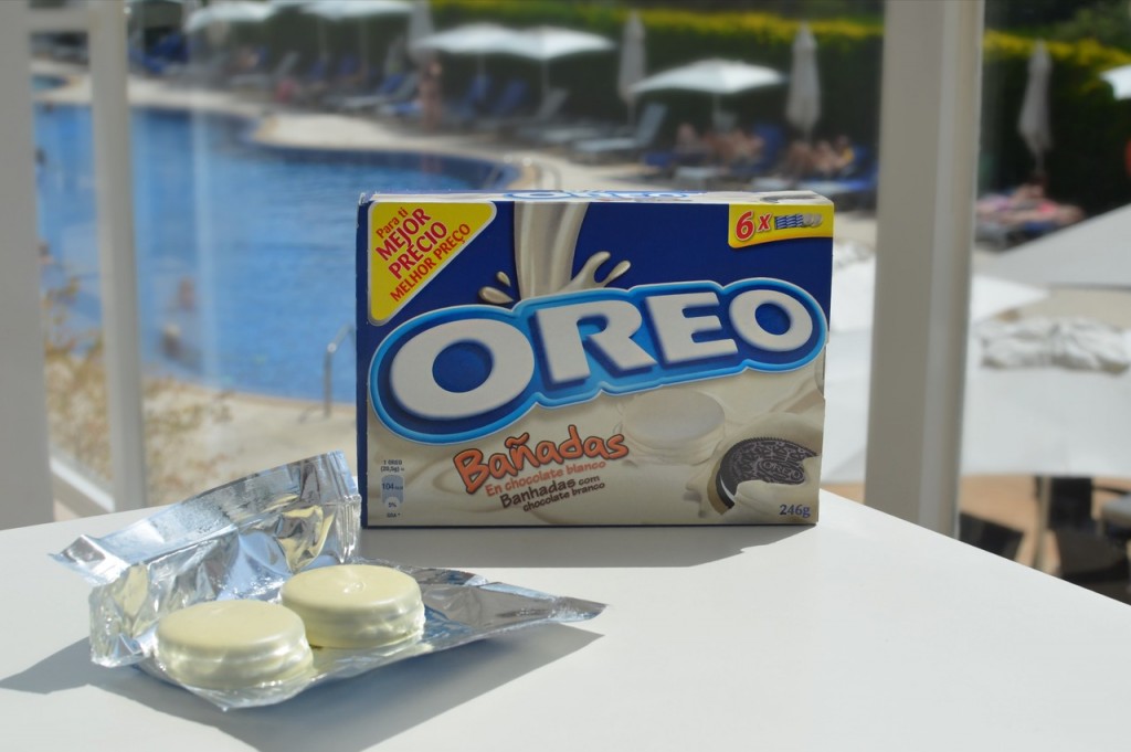 Choc White Oreo