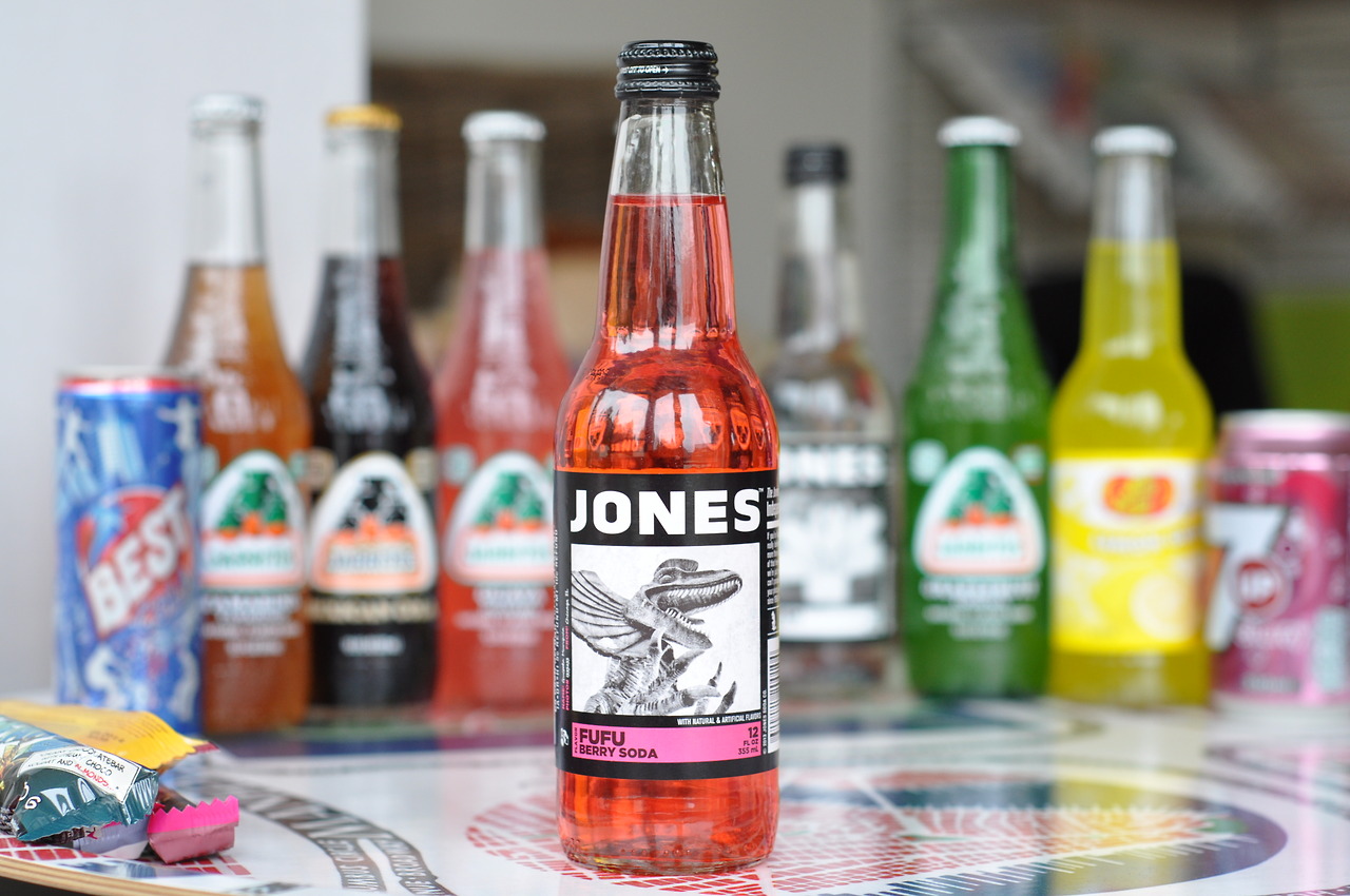 Jones Fufu Berry Soda