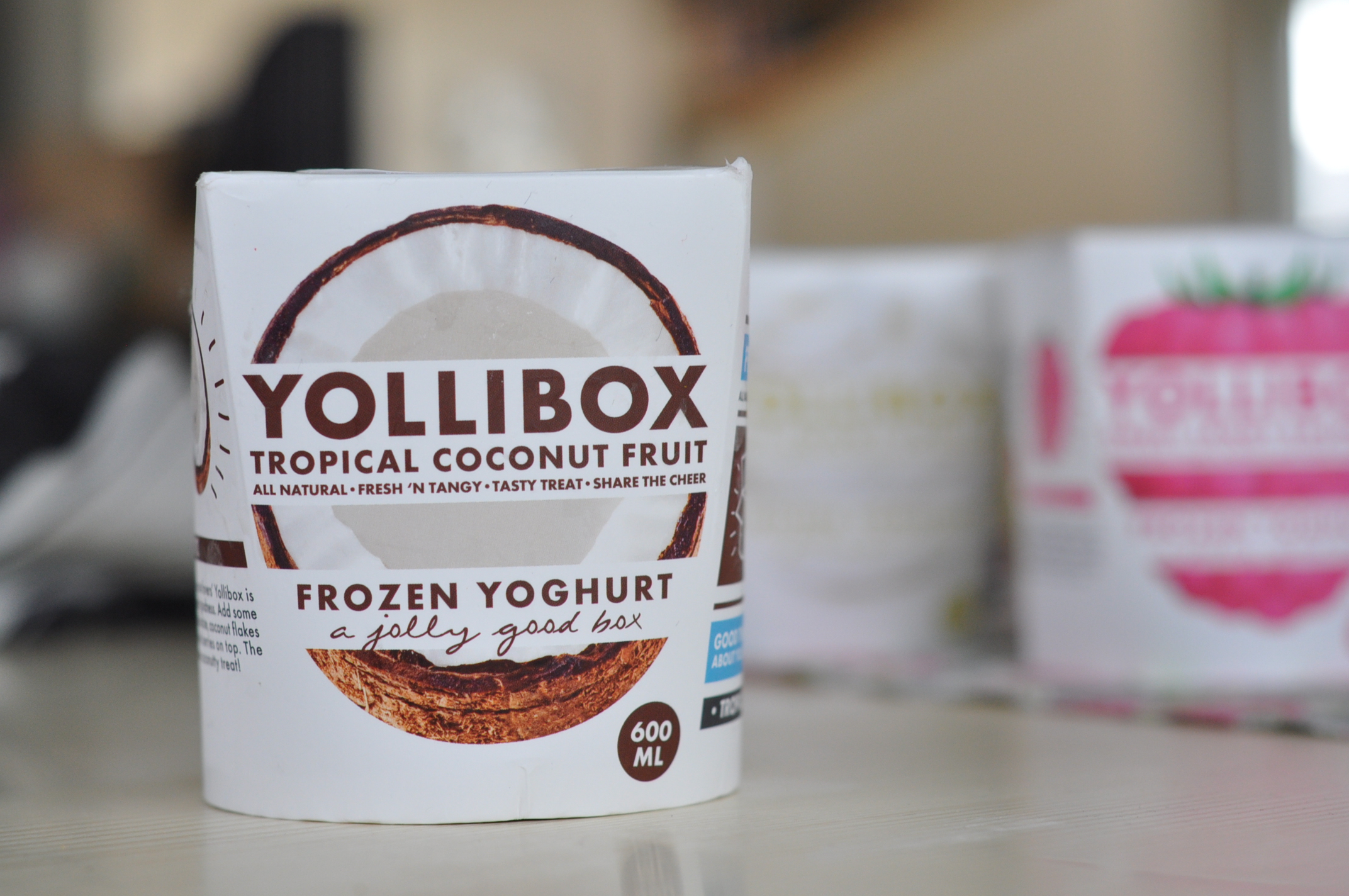 Yollibox Tropical Coconut Fruit