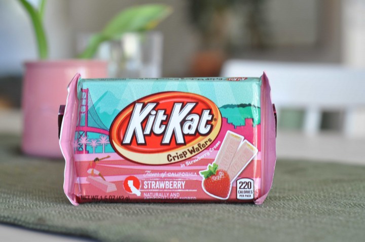 Kit Kat Flavor Of California Strawberry