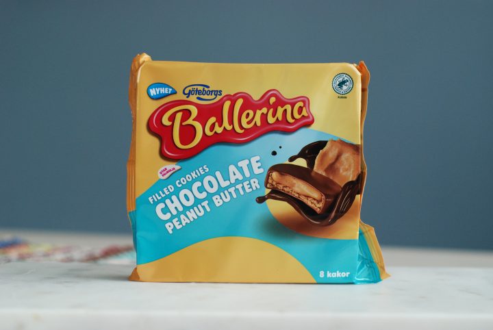 Ballerina Filled Cookies Chocolate Peanut Butter